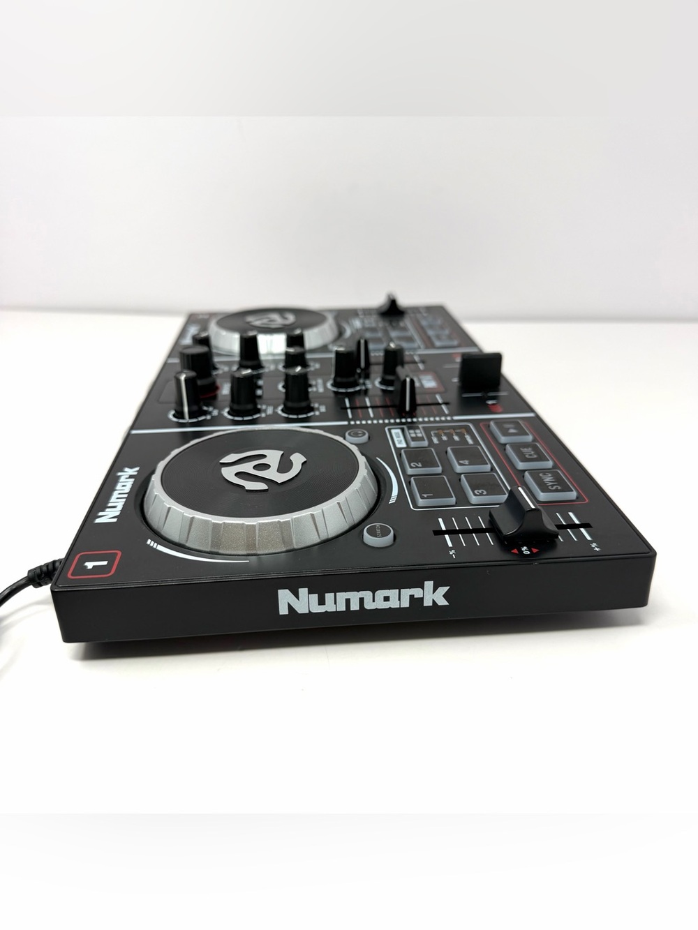 Numark Party Mix Double Deck Dj Controller Built In Light Show Complete In Box - Picture 10 of 14